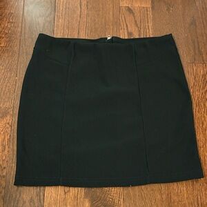 Elegant Black Women's Skirt